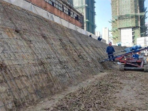 宛城建筑边坡支护
